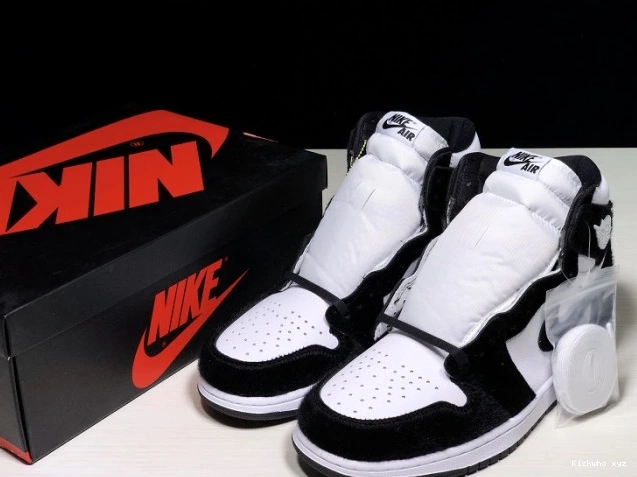 Jordan CD0461-007 OG Retro Panda High 1 Air 0525
